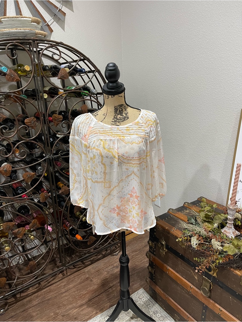 LC Lauren Conrad White Blouse with Peach and Pale Yellow Print